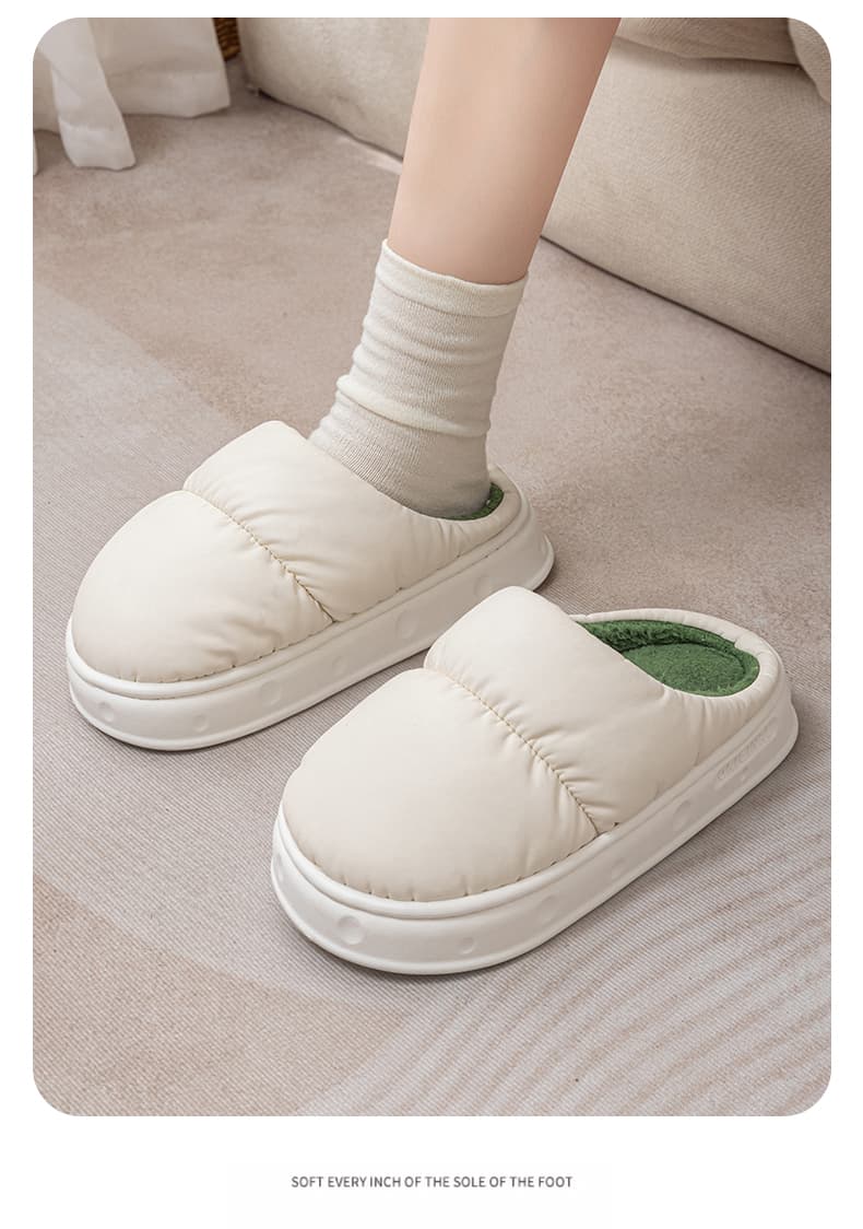 防災グッズ 防寒ぷっくりルームシューズ